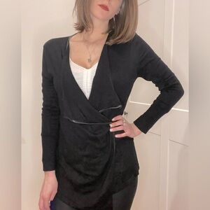 Zara Women’s Knit Black Wrap Sweater with Faux Leather Piping size Large